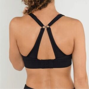 Lorna Jane Black Compress & Compact Sports Bra Size Small